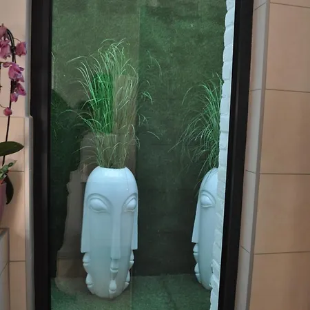 Au Coeur Du Jardin 4* Lille